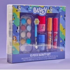 Bluey Beauty Set in Tin - Lip Gloss & Eye Shadow Palette New In Box